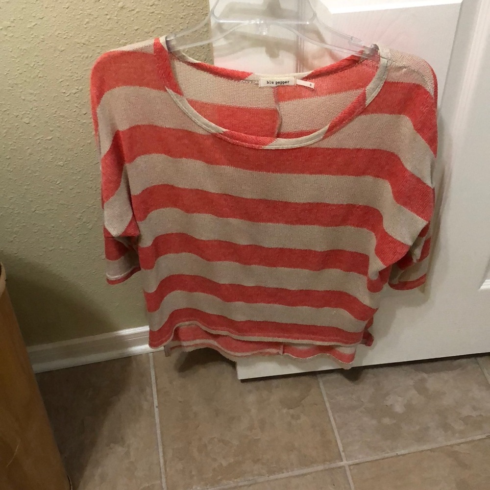 Cute light weight sweater